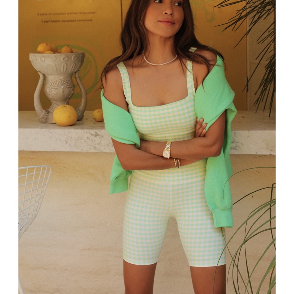 Bandier set (bra and shorts)